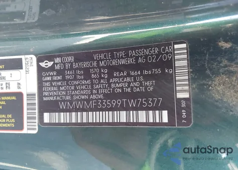 2009 Mini Cooper z USA, uszkodzony, nr VIN WMWMF33599TW75377